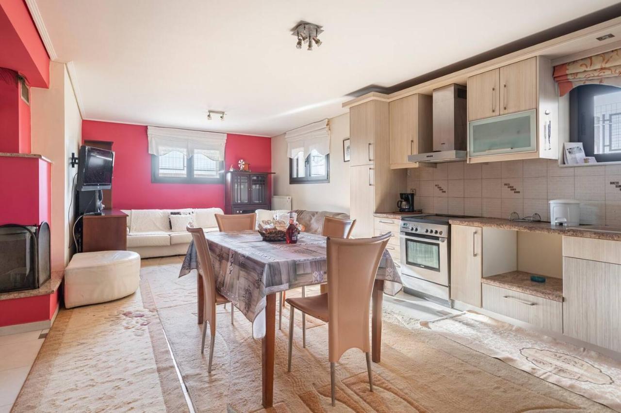 Ταξιδιώτες Travellers Apartment Megalopolis Bagian luar foto