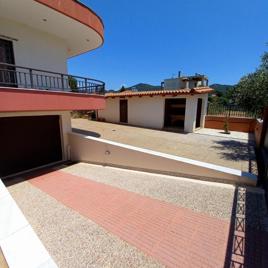 Ταξιδιώτες Travellers Apartment Megalopolis Bagian luar foto